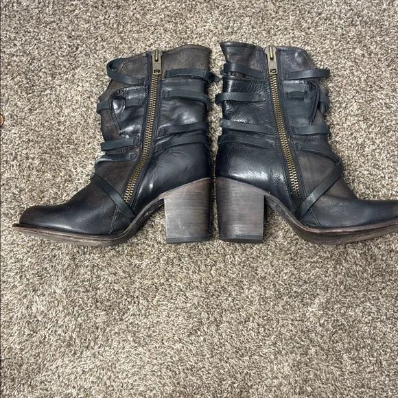 FREEBIRD BY STEVEN Baker Heeled Boots Sz 10 Black Brown - Picture 5 of 15